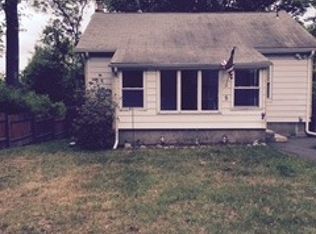 5 Center St, Stanhope, NJ 07874