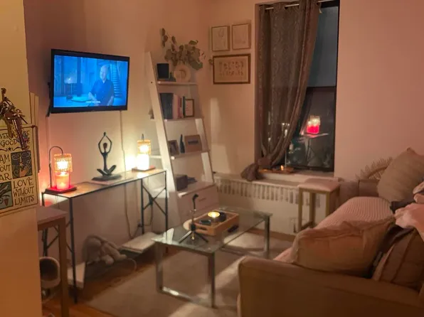 1527 York Avenue image 1 of 4