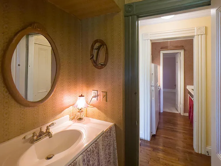 Castle Rock Dr — Photo 13