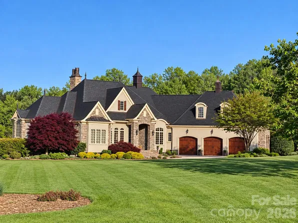 973 Pinnacle Dr, Iron Station, NC 28080