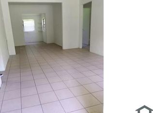 2015 NW 41st St, Miami, FL 33142