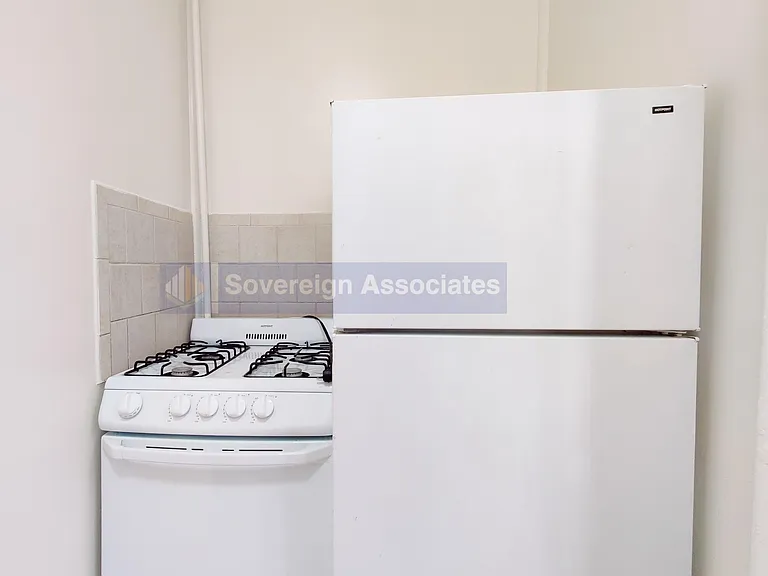 3133 Broadway #11 — Photo 9