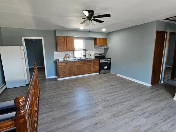 2722 Rhawn St #B, Philadelphia, PA 19152