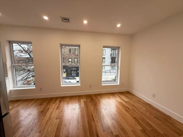 454 Central Avenue image 2 of 13