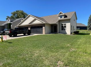 2672 Cormier Rd #2672, Green Bay, WI 54313