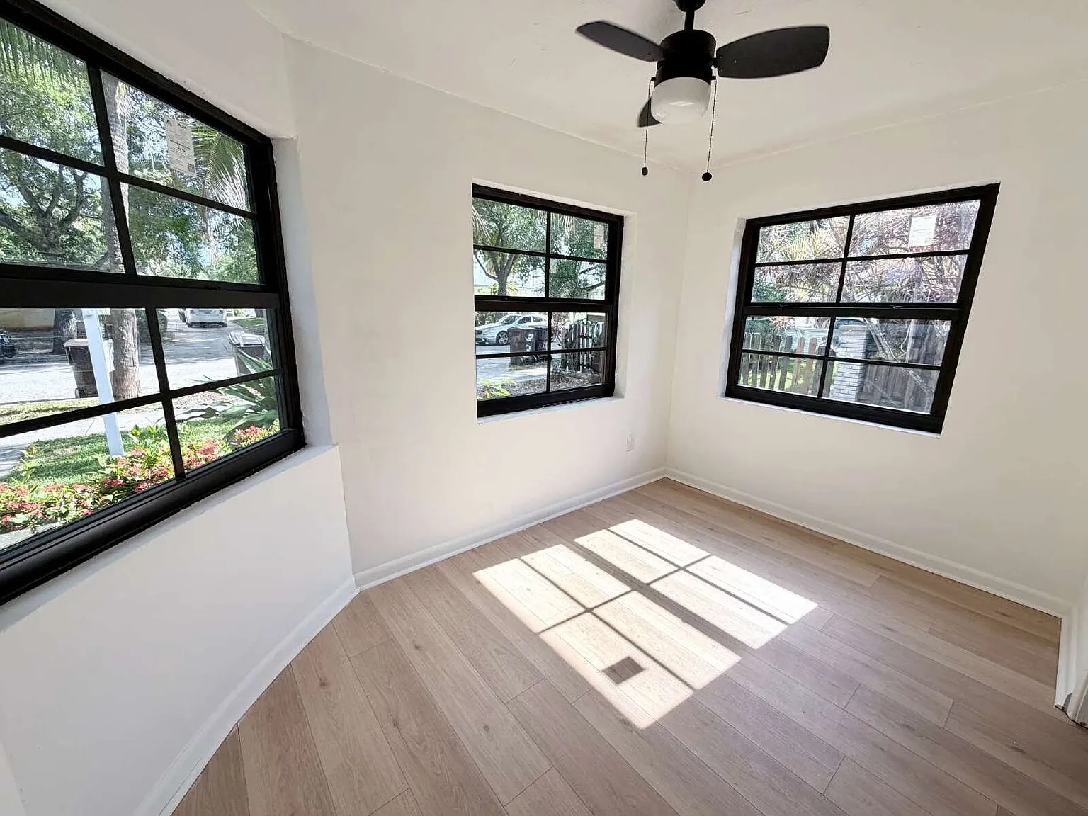 1 bed, 1.0 bath, 700 sqft, $1,750 — Photo 2