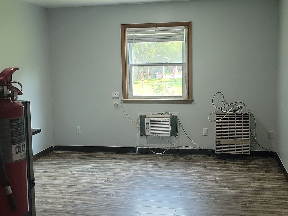 2nd image of 200 Fosler Rd #6