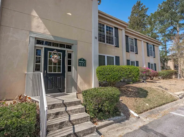 3600 Chateau Dr #H-217, Columbia, SC 29204