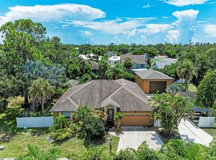 2820 Alliance Ave, Sarasota, FL 34231