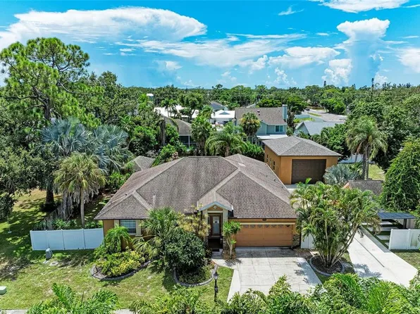 2820 Alliance Ave, Sarasota, FL 34231