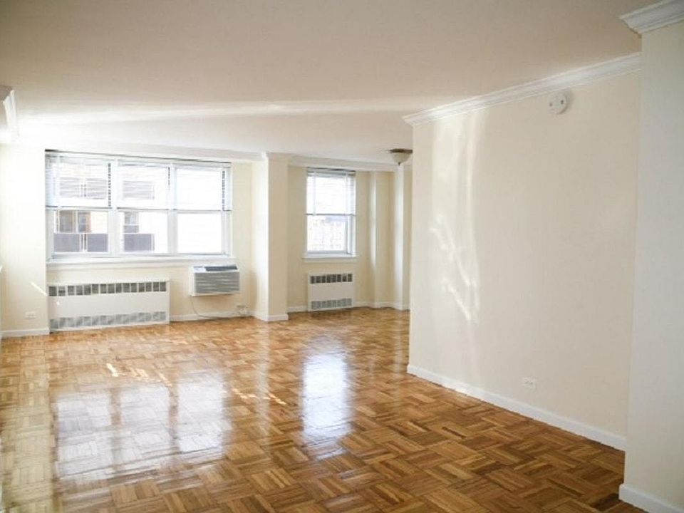 1st image of 201 E 19th St APT 7G