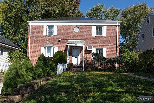 1st image of 71 Amsterdam Ave