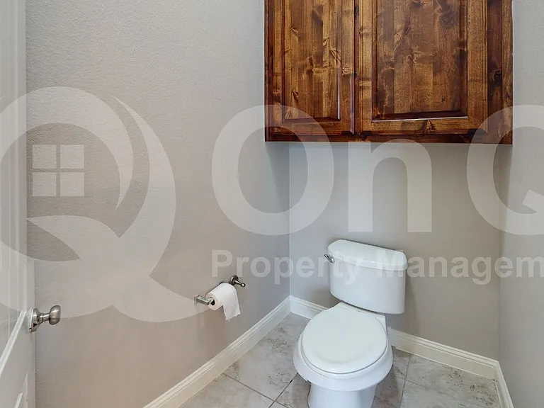 901 Colby Dr — Photo 25