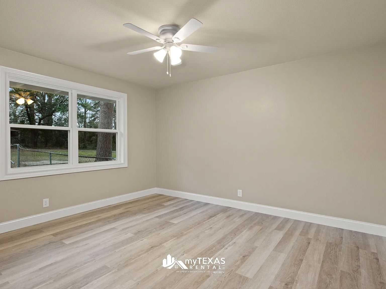 303 Campbell Street - 1 — Photo 2