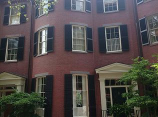10 Louisburg Sq, Boston, MA 02108