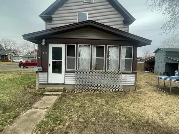 675 4th St SE, Pine City, MN 55063