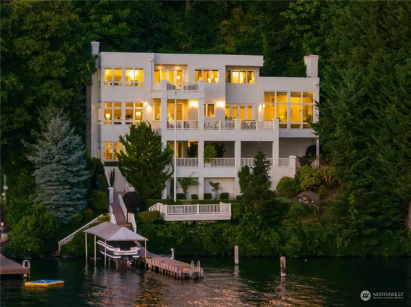 7301 W Mercer Way, Mercer Island, WA 98040
