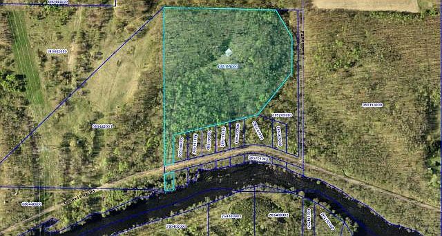 2nd image of 24681 Crooked River Rd