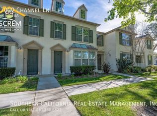 27009 Channel Ln APT 4, Santa Clarita, CA 91355