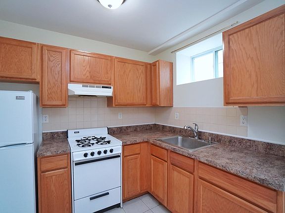 3rd image of 22 Samantha Ln
