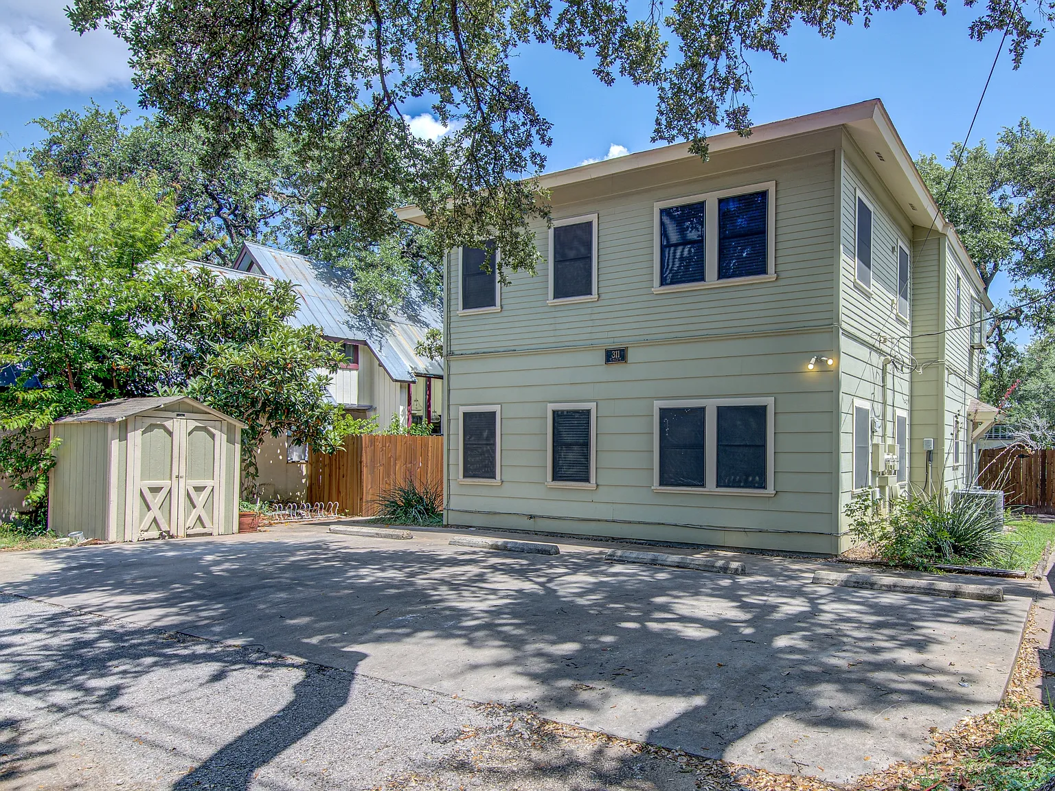 311 West Mary Street - A — Photo 2