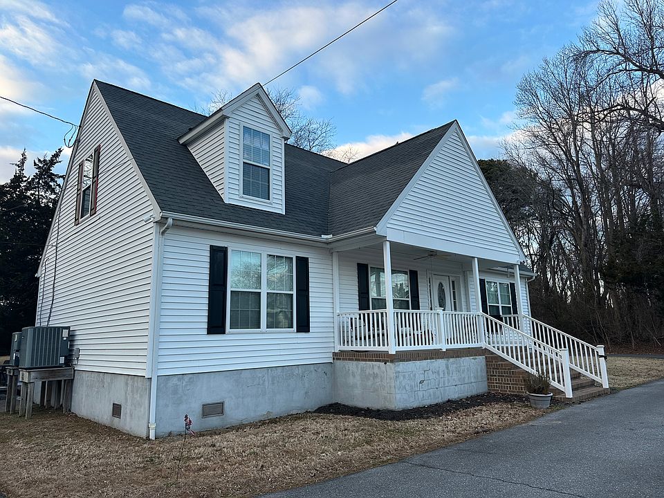 1st image of 34160 Sewell Ln #2