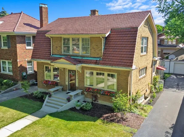 9925 S Leavitt St, Chicago, IL 60643