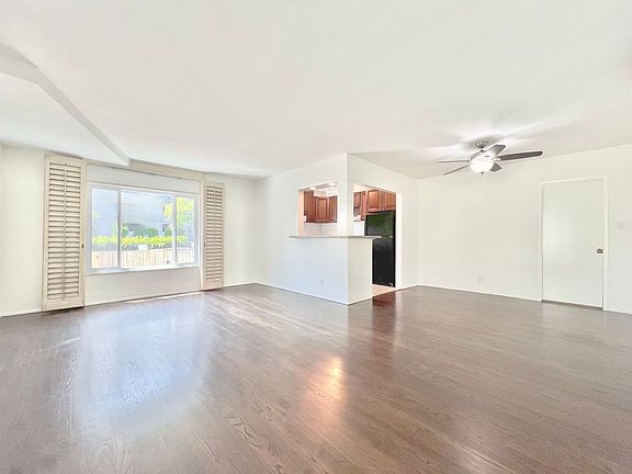 4th image of 333 N Oakhurst Dr APT 1