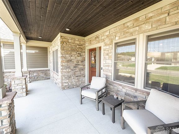5th image of 1610 Creekwood Dr