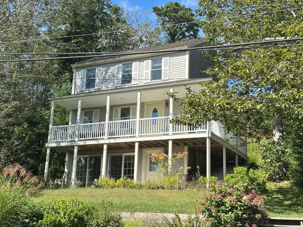 69 Pimlico Pond Road, Forestdale, MA 02644