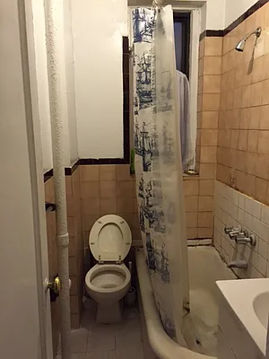 Rented by Cooper Real Estate | media 22