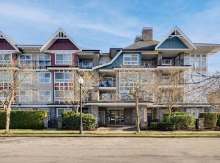 7088 Mont Royal Sq #401, Vancouver, BC