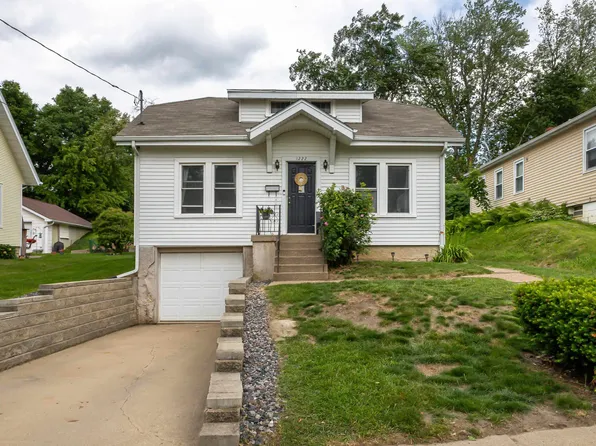 1222 Wood St, Dubuque, IA 52001
