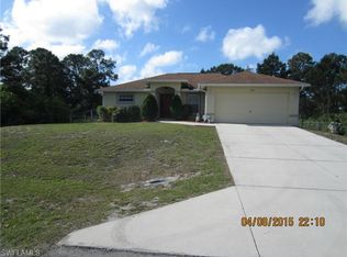 3205 43rd St SW, Lehigh Acres, FL 33976
