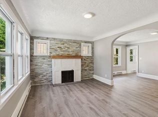 930 Saint Clair Ave #1, Saint Paul, MN 55105