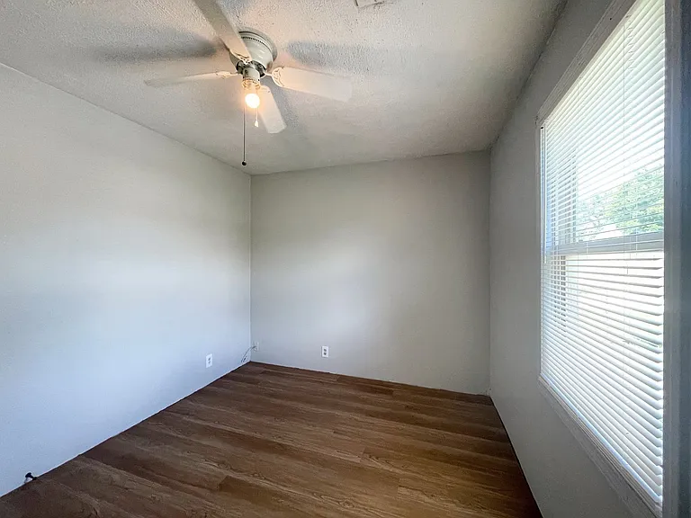629 Duffy Rd — Photo 10