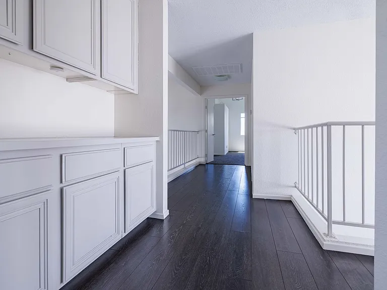1143 Adelman Dr — Photo 21