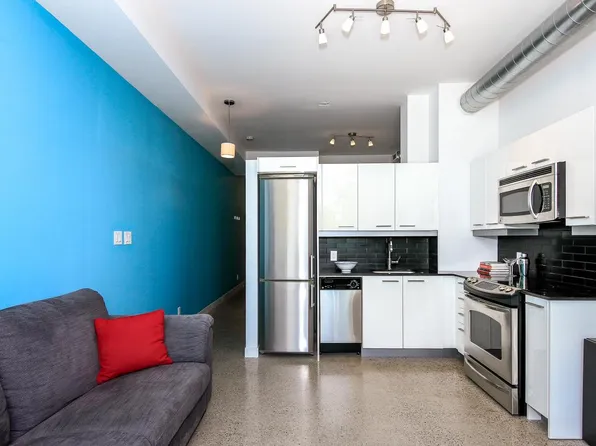 510 King St E #408, Toronto, ON M5A 0E5