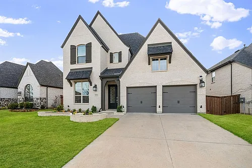 8213 Legacy Oak Dr Photo 1