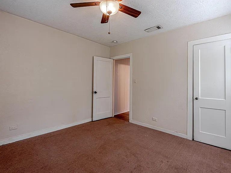 2538 Sycamore Ave — Photo 21