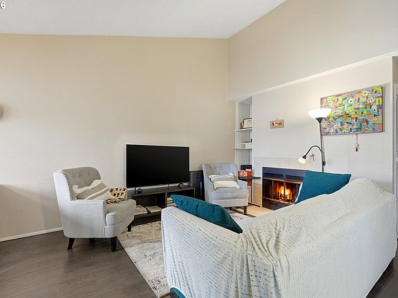 2nd image of 86 Kingsgate Rd Unit H203