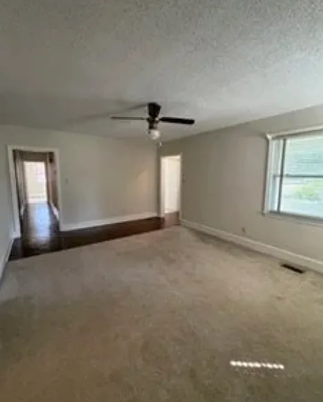 3 bed, 1775 sqft, $1,950 — Photo 2