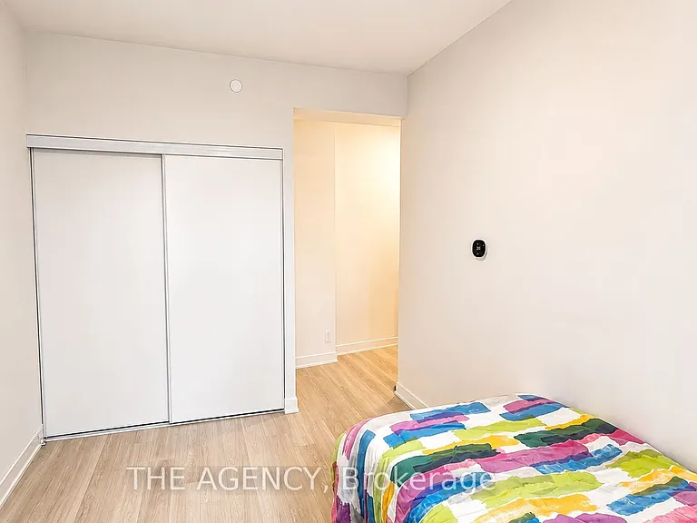 30 Upper Mall Way #A622 — Photo 18