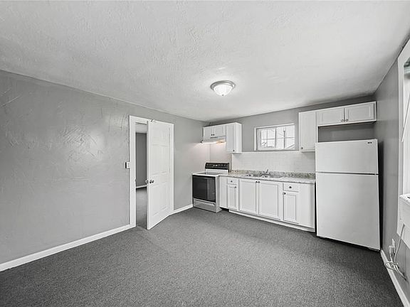4th image of 1919 Avenue O APT C