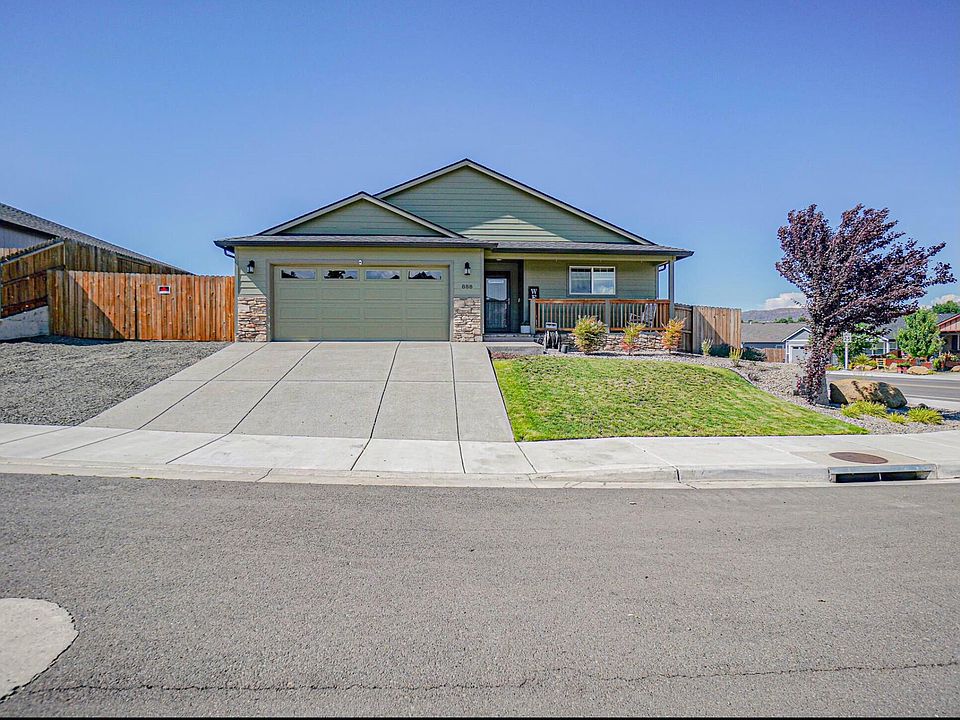 1st image of 888 Stonewater Dr