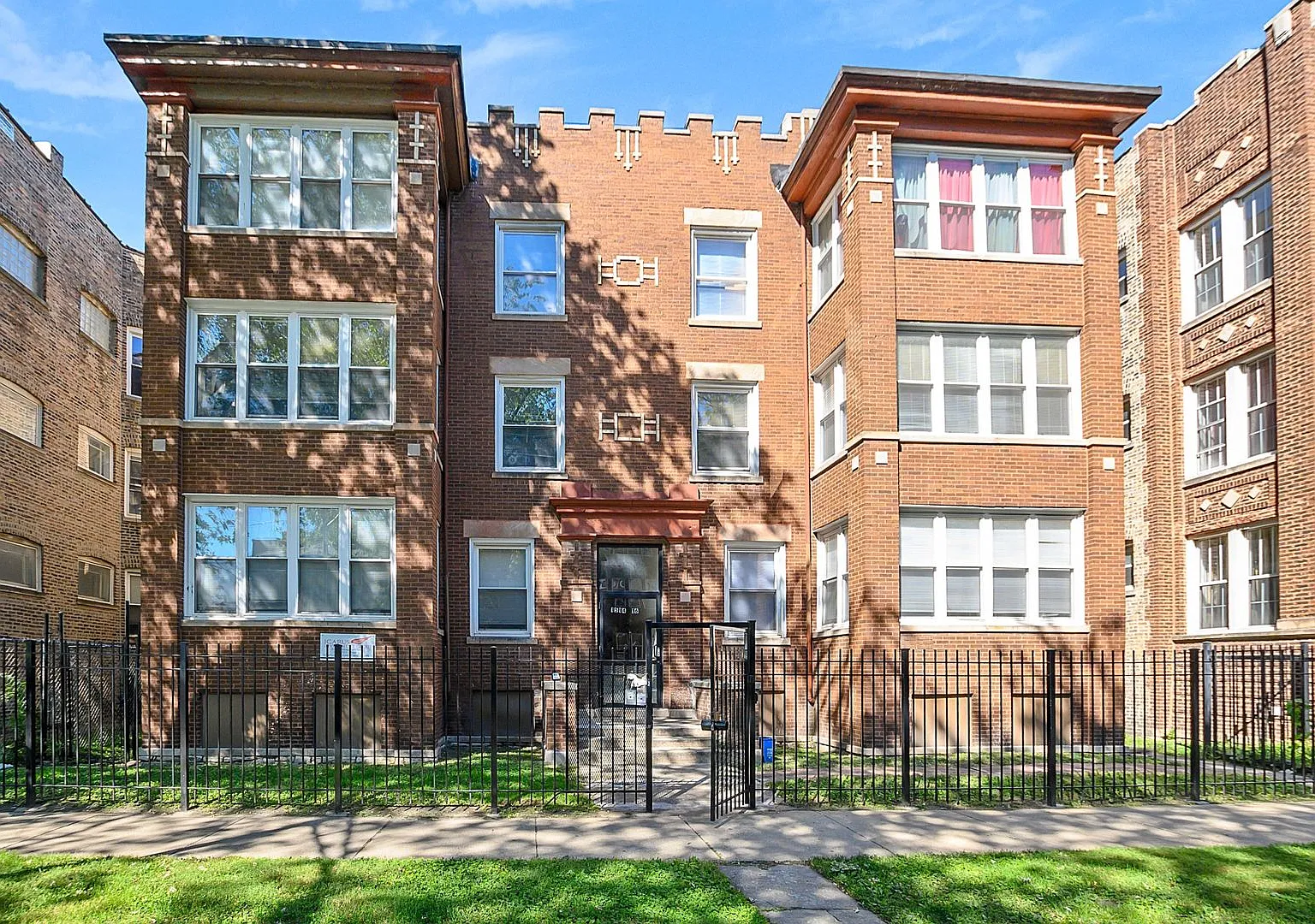 1514-1516 E 67th PL — Photo 1