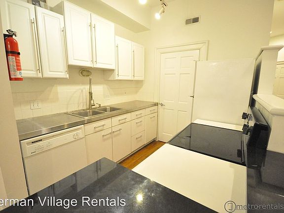3rd image of 476 City Park Ave APT B