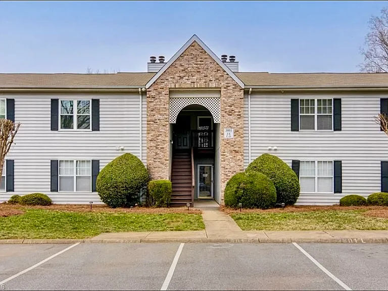3801 Old Rosebud Ct #K — Photo 4