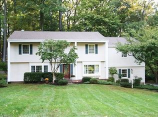 37 Harwich Rd, Morristown, NJ 07960