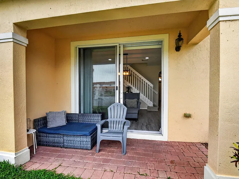 7392 Briella Dr — Photo 11